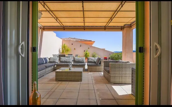 Chez Pasqua ! Appartement Spacieux Avec Terrasse 2 Chambres 6 Couchages En Rooftop
