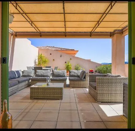 Chez Pasqua ! Appartement Spacieux Avec Terrasse 2 Chambres 6 Couchages En Rooftop LʼÎle-Rousse Exterior foto